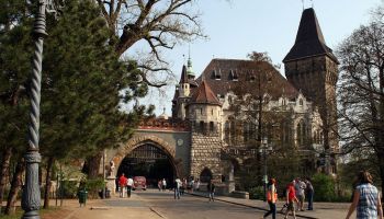 Κάστρο Βάϊνταχουνιαντ